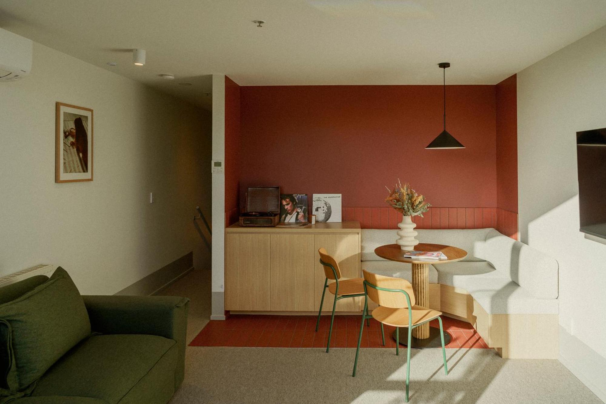 Drifter Hotel